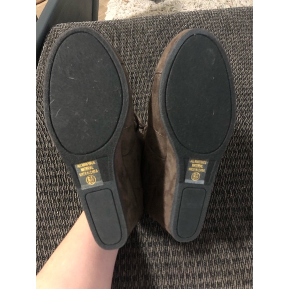 City Classified Brown Wedge Booties - Picture 4 of 4